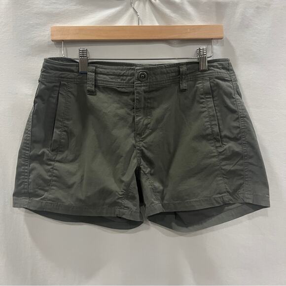 Kuhl Green Shorts Womens Size 6 Outdoor Granola Girl Earthy Nature Hiking Trails - Picture 1 of 6